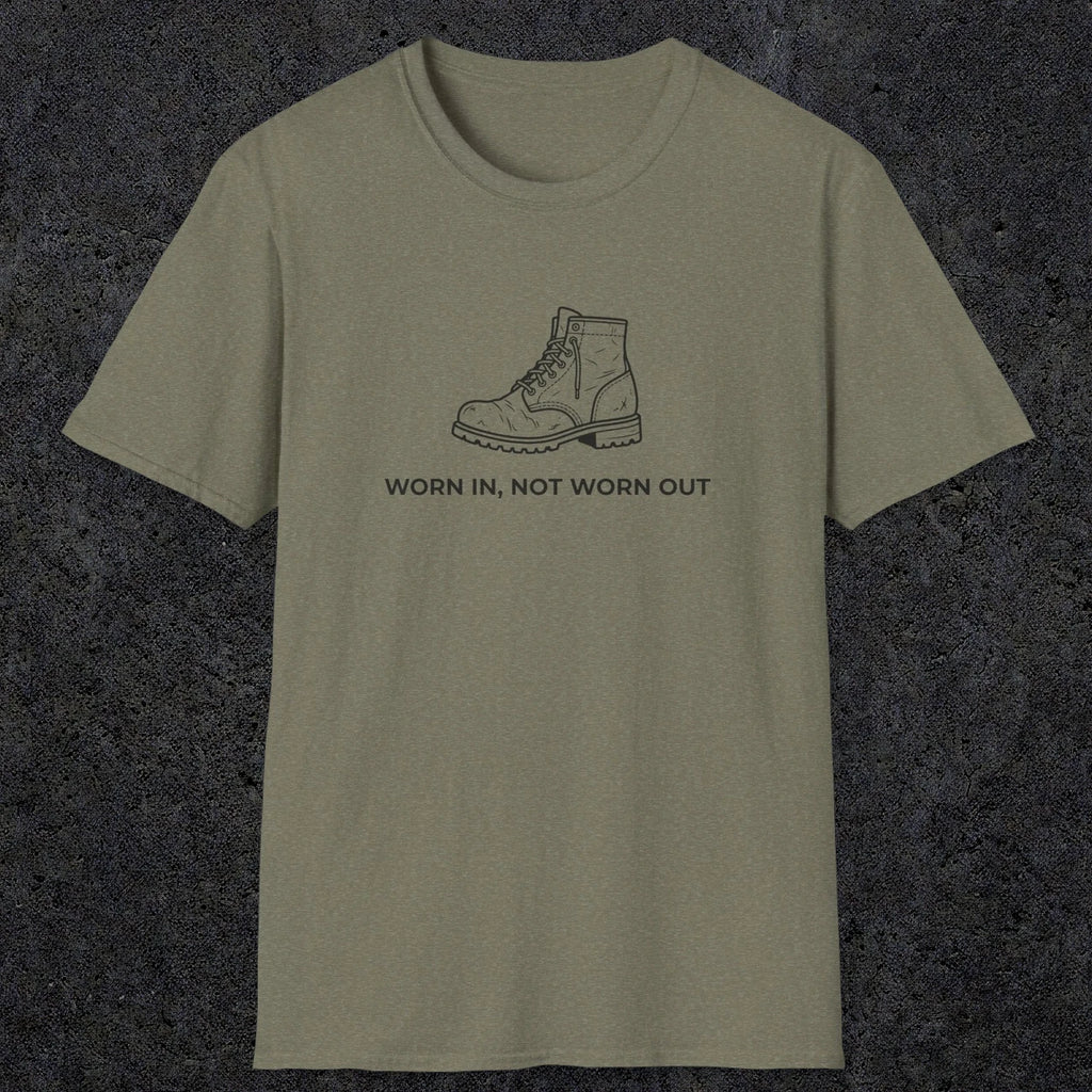 072 Worn in, not worn out | Funny Dad T-Shirt | RustyDad