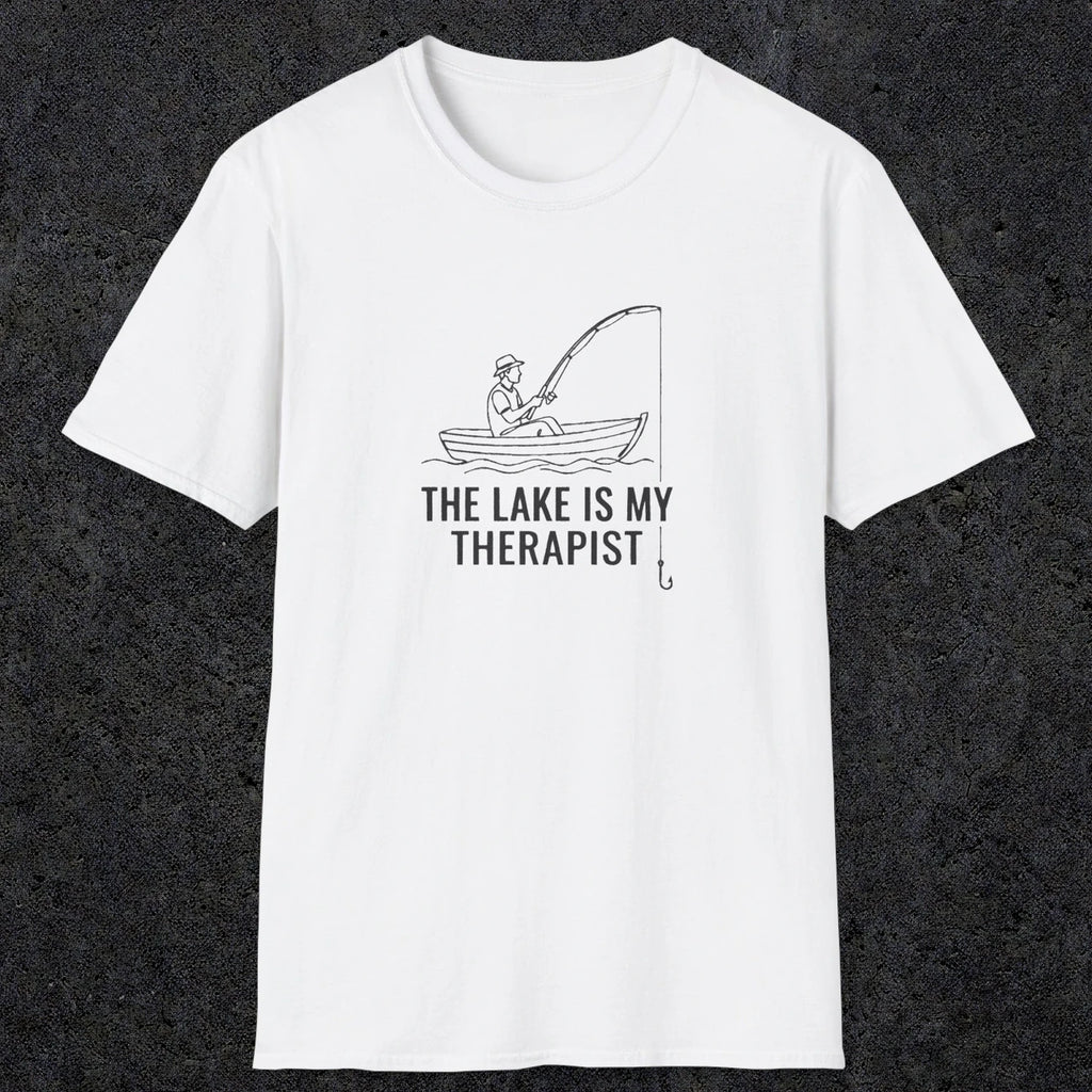 053 The lake is my therapist | Funny Dad T-Shirt | RustyDad